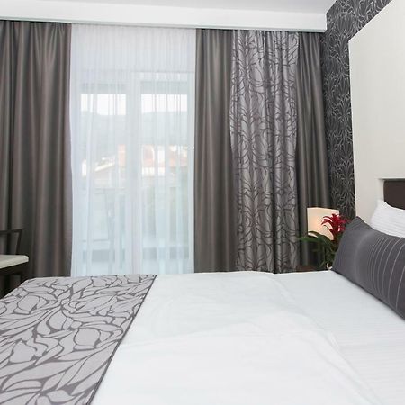 Hotel Beach Split Podstrana Exterior foto